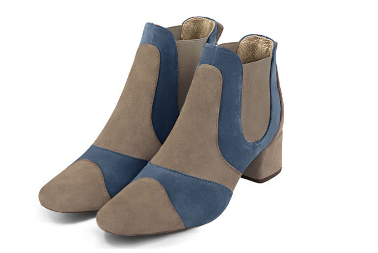 Tan beige and denim blue women's ankle boots, with elastics. Round toe. Low flare heels. Front view - Florence KOOIJMAN